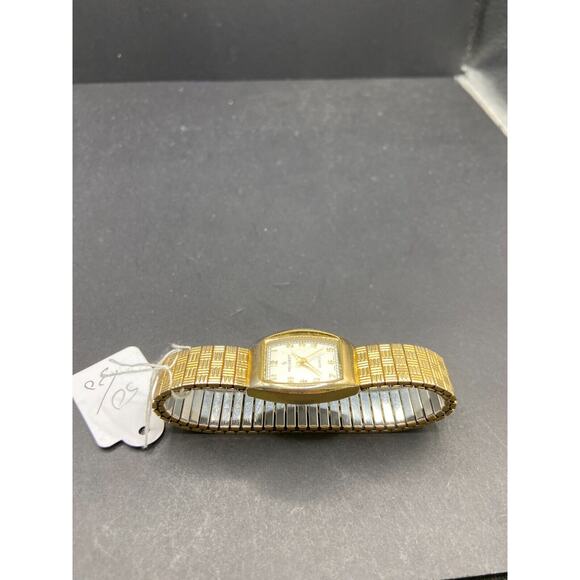 Peugeot 418 Gold Tone Quartz Analog Watch Stainless Steel Stretch Band Size 6" - Picture 3 of 14